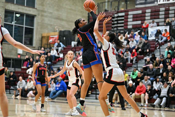 a Clackamas Benson girls basketball Oregon POA Holiday Classic December 29 2023 Leon Neuschwander 64